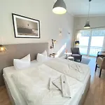 Dom wakacyjny Handtuchhaus - Wohnen Im Schmalsten Haus - Mittendrin Heringsdorf