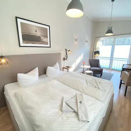 Ferienhaus Handtuchhaus - Wohnen Im Schmalsten Haus - Mittendrin Ostseebad Heringsdorf