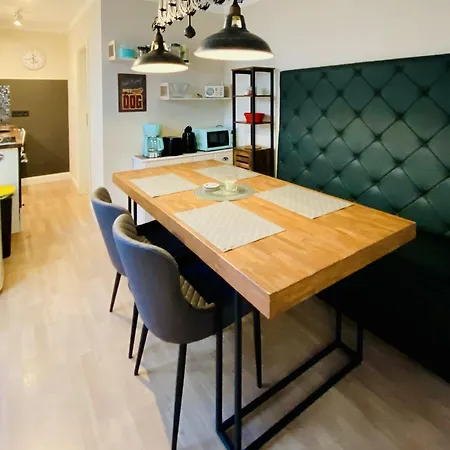 Vakantiehuis Handtuchhaus - Wohnen Im Schmalsten Haus - Mittendrin Heringsdorf (Usedom)